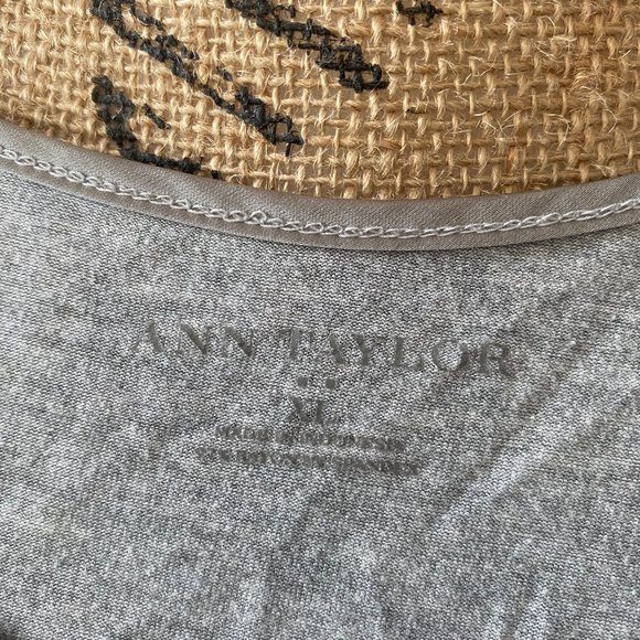 Ann Taylor Grey Sleeveless Top - Picture 4 of 5